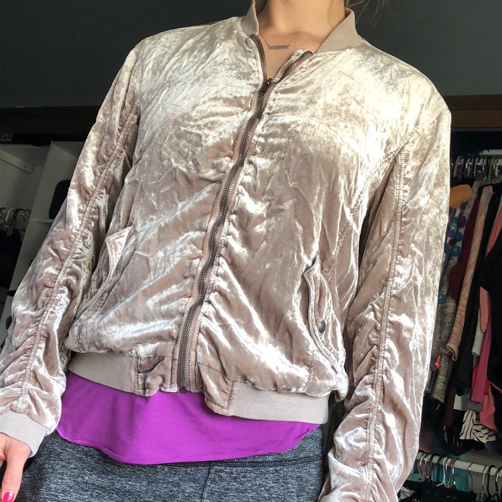 Free people velvet jacket, nwot, medium